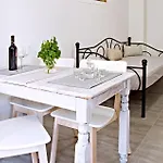 Apartman Mini 2 *